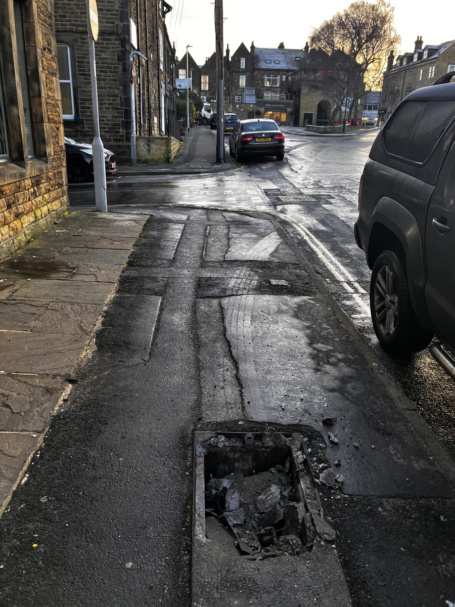 Outside The Box Cafe tweet media