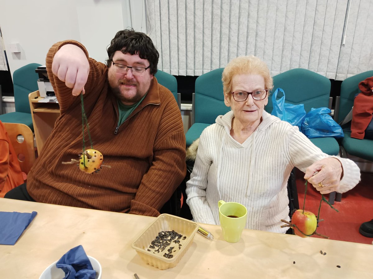 TLCArt/DropInProjects (@tlcstlukes) on Twitter photo We enjoyed a craft session yesterday with Kath  from Hulme Garden Centre.  Join us every Thursday at the Ida Kinsey Centre from 3.30pm We enjoyed a craft session yesterday with Kath  from Hulme Garden Centre.  Join us every Thursday at the Ida Kinsey Centre from 3.30pm