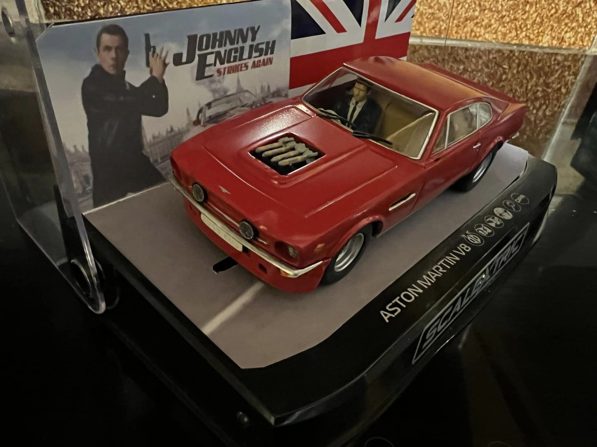 Scalextric's tweet photo. This weeks #FeatureFriday post is courtesy of Mark and his fantastic effort in recreating the Aston Martin V8 from the film ‘Johnny English Strikes Again’ 👏 https://t.co/rcl4u2MWWl