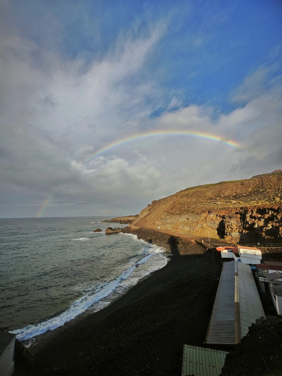 Adaptive Team (@echinoadaptive) on Twitter photo We are here again‼️
Our colleagues <a href="/vanearranz2/">Vanessa Arranz</a> and <a href="/robferndz/">Robert Fernández</a> are back in La Palma.
The vent of La Palma and its extraordinary and unique conditions make it the ideal natural laboratory to study the acidification of the oceans in the future.
Good luck guys🤞🏼 We are here again‼️
Our colleagues <a href="/vanearranz2/">Vanessa Arranz</a> and <a href="/robferndz/">Robert Fernández</a> are back in La Palma.
The vent of La Palma and its extraordinary and unique conditions make it the ideal natural laboratory to study the acidification of the oceans in the future.
Good luck guys🤞🏼