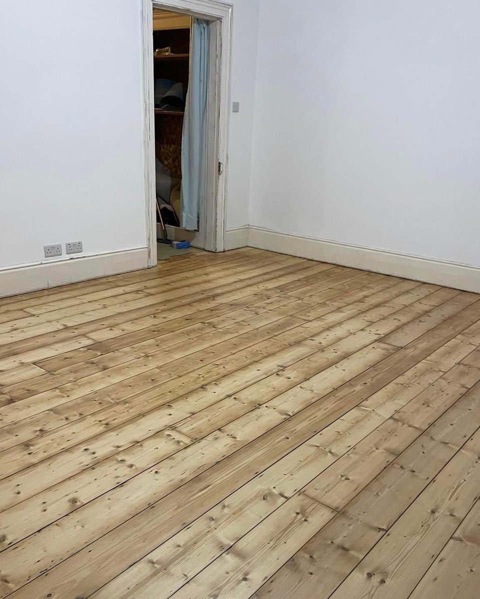 Pine floorboards. We gave them a sand and seal to restore them back to their original beauty, with minimal dust throughout. 
#floorsanding 
#renovation 
#restoration 
#vintage 
#floorboards 
#wood
#flooring 
#plymouth
#devon
#cornwall