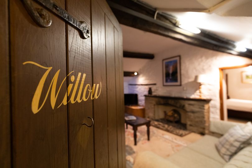 Need a romantic place to escape to this February?👩‍❤️‍💋‍👨

🗝The Willow Suite is a spacious beamed suite
🪟 Amazing views over our sleepy village
🛌Super King-Size bed
🖼Large private lounge

🔗Check availability for February 👇

thewestarms.com

#valentines2024