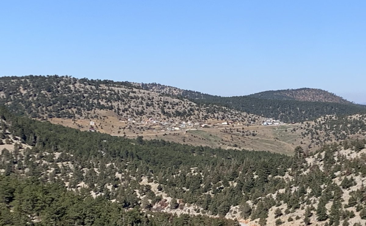 Türkiye gece yarısı uzaya bakarken, 13 ilde toplam 6 milyon m2'den fazla arazi Cumhurbaşkanı Kararı ile orman dışına çıkarıldı. Bugünkü Resmi Gazete'de yayımlanan karara göre en fazla orman dışına çıkarılan arazi, 4 milyon m2 ile Bursa'da.
yusufyavuzhaber2022.wordpress.com/2024/01/19/6-m…