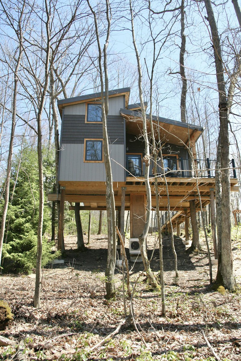 eetreehouses's tweet image. If snow ❄️ just ain’t your thing…..
Book your stay now for Spring, Summer and Fall! 
eetreehouses.com
At EETREE we accept reservations up to 365 days in advance. 
Have a Treehouse stay to look forward to! #treehousestyle #treesplease #springsummerfall #planahead
