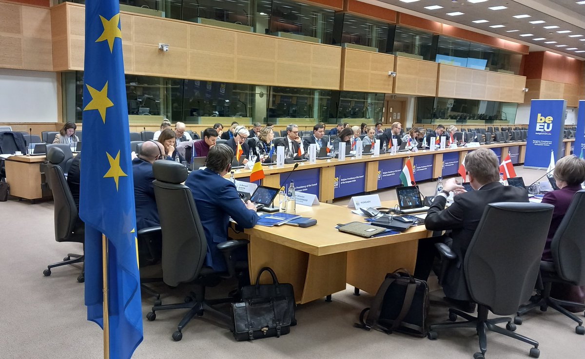 BelgiumDGE's tweet photo. 🇧🇪🇪🇺Open and rich discussions these last two days between directors of #EU Affairs on the work for the next six months and beyond.
The perfect occasion to make them discover another side of Brussels.🍏🍟🏰 https://t.co/BkKvsOA15m