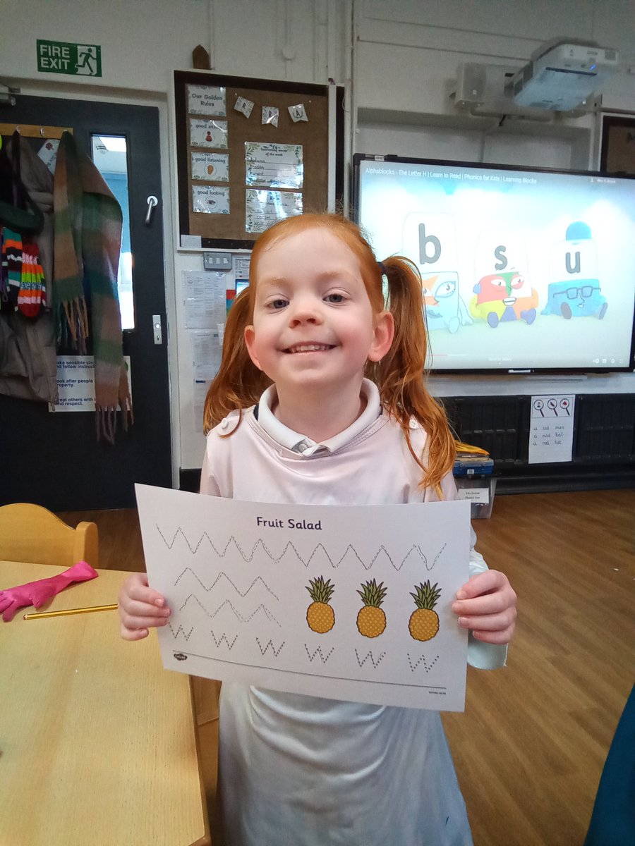 BPSHull's tweet photo. These children in Reception have enjoyed the activities in the Literacy classroom this week! #BPSReading #BPSWriting #BPSEYFS https://t.co/l4ZRAKkh9S