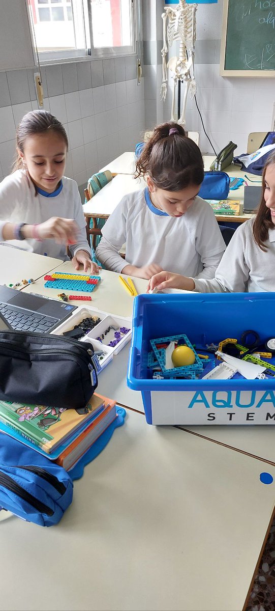 Las alumnas y alumnos de 5° preparan diferentes mecanismos
 #AquaeEstem
<a href="/FundacionAquae/">Fundación Aquae</a>
@Hidrogea