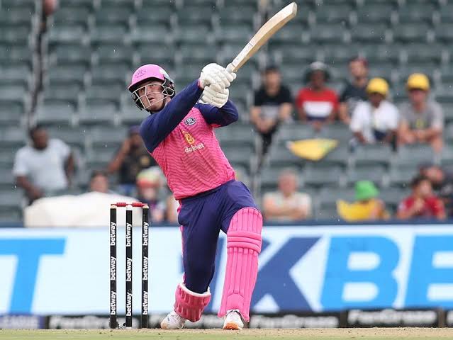 Rokte_Amarr_KKR's tweet photo. ๐ฐ Jason Roy ๐ Kagiso Rabada in 3rd Over
6 6 6 4 1
Jason Roy Madness at SA20 ๐ฅ
#PRvsMICT #AmiKKR https://t.co/QAieRgYvxu