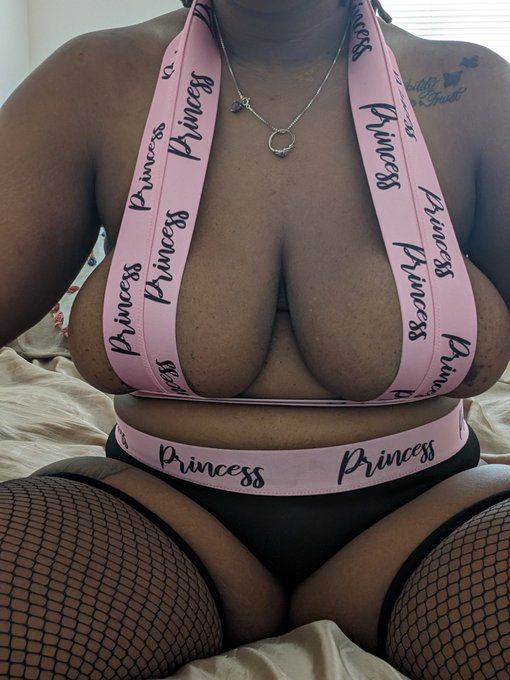 Princess mood 👸 https://t.co/QGBiapfWjH<a href="/tag/paypig"class="tags"><span>#paypig</span></a><a href="/tag/paypiggies"class="tags"><span>#paypiggies</span></a><a href="/tag/paypiggieswanted"class="tags"><span>#paypiggieswanted</span></a><a href="/tag/findomgodess"class="tags"><span>#findomgodess</span></a>