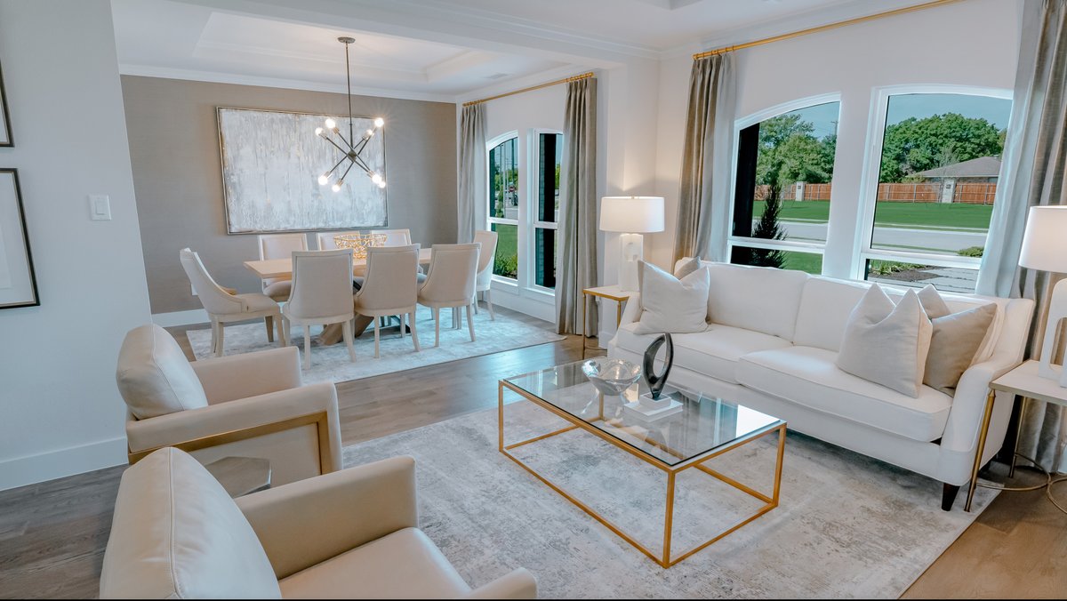 RealFirstTexas's tweet image. 🌟 #FeatureFriday: Wellspring Estates, Celina, TX 🌟 Exciting News! 🎉 Phase 3 OPEN, Mid $600s. NEW luxury floor plans! 🏡✨ 4-6 Beds, 3-4 Baths, 2-3 Car Garages, 2,182-4,489 sq. ft. 🏫 Highly Sought-After Prosper ISD🏫 Contact us today! ✨🏠 #LuxuryLiving #NewHomes #CelinaTX🏡🔑