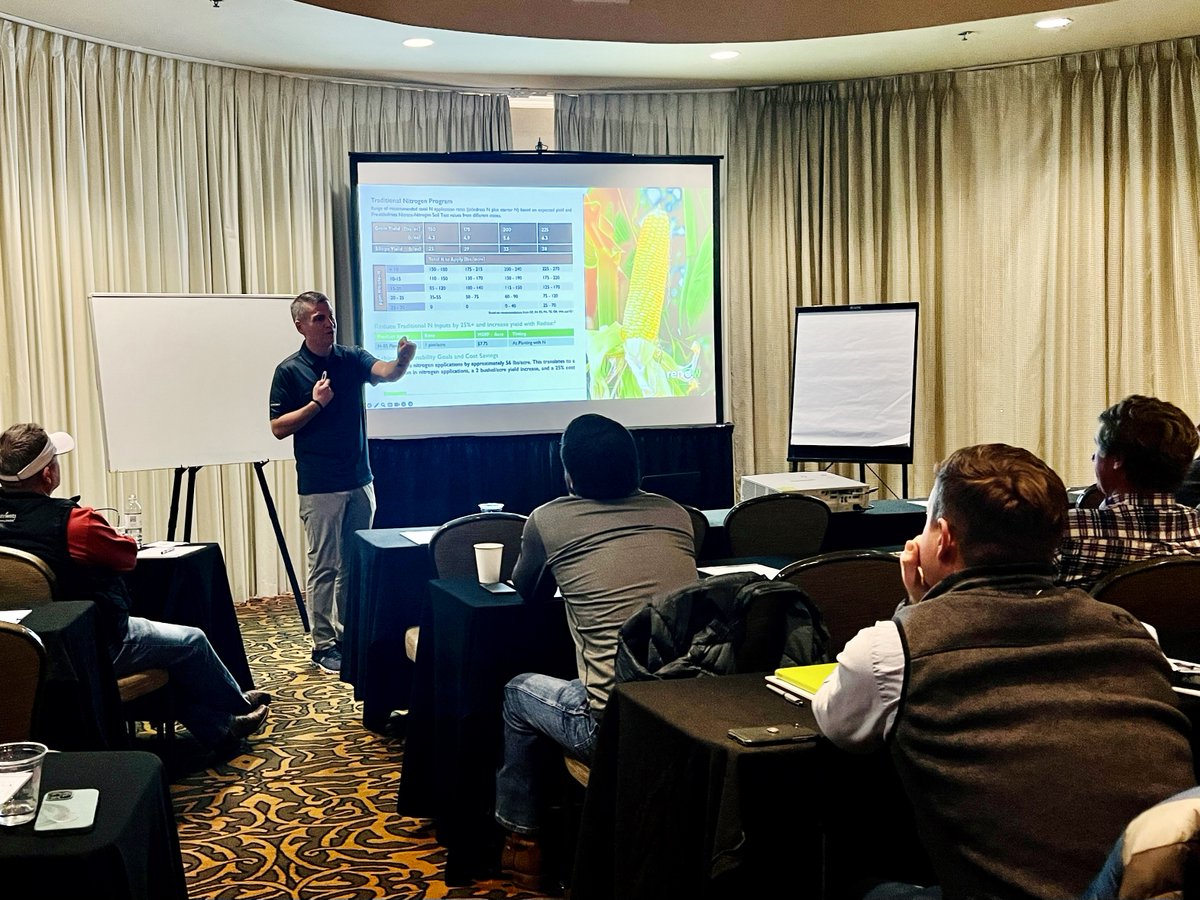 agnutrients's tweet photo. The AGN team hosted a Grower Meeting in St. Simons, Georgia this week. With guest speakers from @RedoxGrows, we are learning about highly efficient nutrients &amp; biostimulant technology to improve root development, soil health, nutrient efficiency, &amp; Abiotic Stress Defense. https://t.co/Q1YQqED2Jk