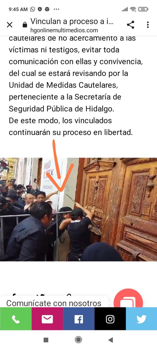 Jlumtzr71Seyer's tweet photo. 📌INCREÍBLE, AYER DIFERENTES MEDIOS DIGITALES DAN LA NOTA CON FOTOGRAFÍAS DONDE SE VE A #YOLTIC Y OTROS #PORROS DE #RevelArte ARMADOS CON TUBOS SIENDO ELLOS LOS AGRESORES.
Y VINCULAN A PROCESO A LOS QUE RESGUARDABAN LAS INSTALACIONES EL 19s
#JusticiaSelectiva⚖️
#MundoAlRevez https://t.co/r21cEchOcQ