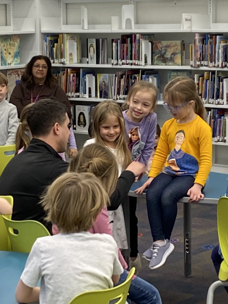 🐝 Busy Bees 🐝 tweet media