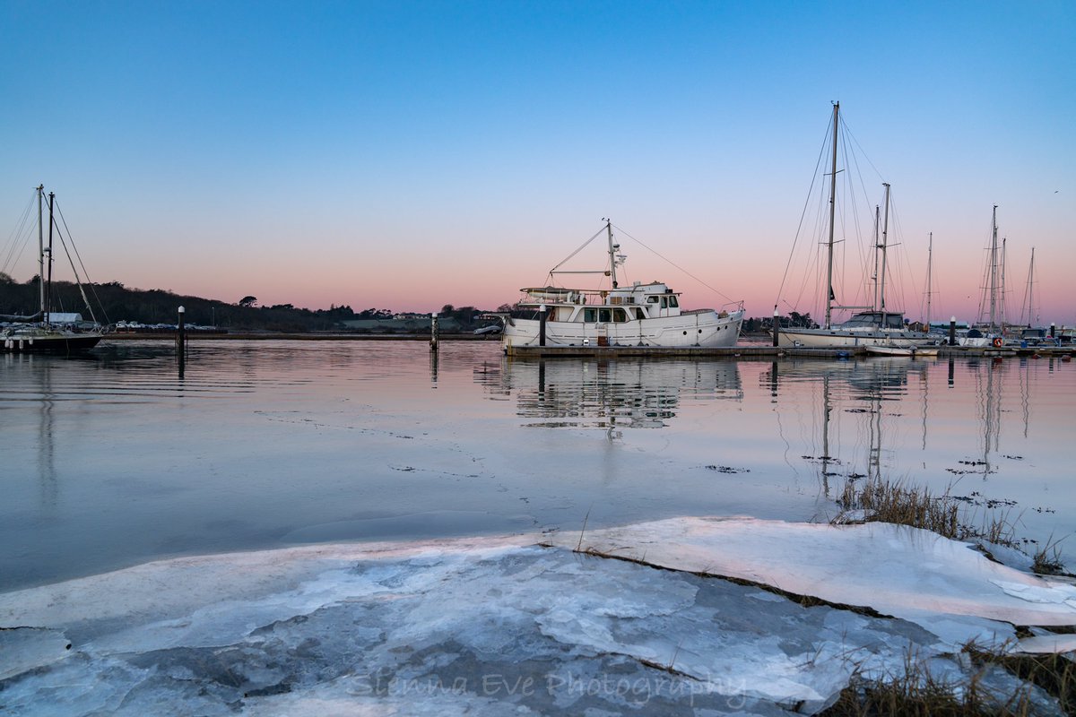 Frozen waters at the causeway in freshwater and Yarmouth this morning