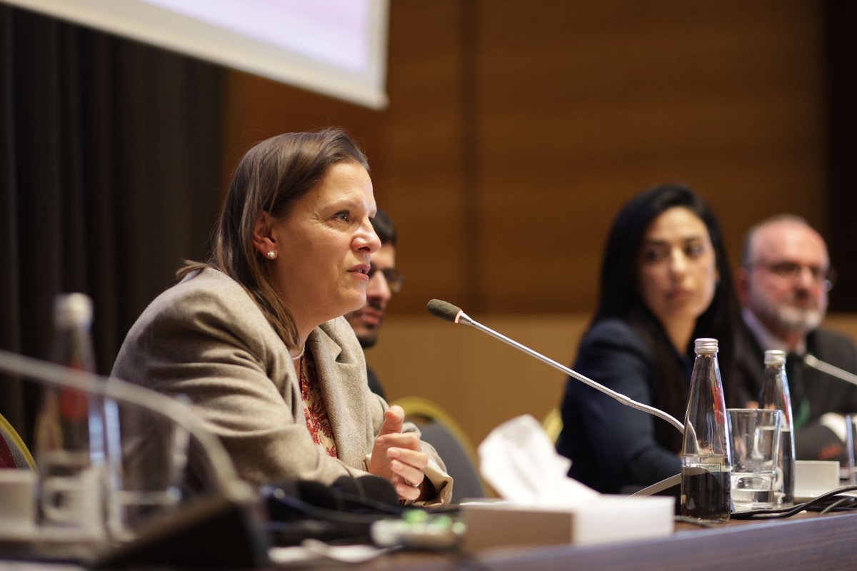 Christina Foerch di <a href="/ffplebanon/">Fighters For Peace</a>: "Il ruolo degli uomini e delle donne deve andare di pari passo nella costruzione della #pace. Non ci sono solo donne che vogliono la pace ma anche uomini, dunque è fondamentale per loro decostruire un certo tipo di mascolinità tossica e violenta".