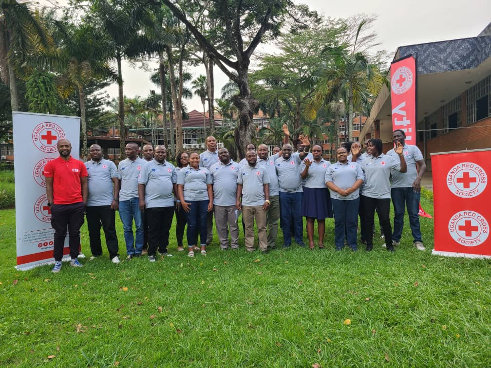 FrancesAmulen5's tweet photo. One of a kind, integration of essential themes training to Enhance the National Society Preparedness and Emergency Response .These themes intergration will enhance meaningful participation ,open and honest communication.#Communityengagement #PGi #Saferaccess @UgandaRedCross https://t.co/Mw6tlzERPp