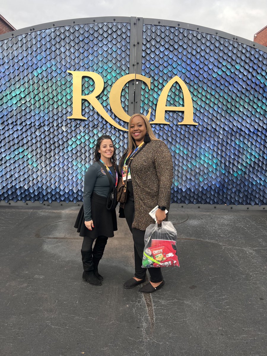 schmalzsharks's tweet photo. I spy some amazing sharks at RCA. Looking forward to what they have learned. https://t.co/q4Sn65ZLYK