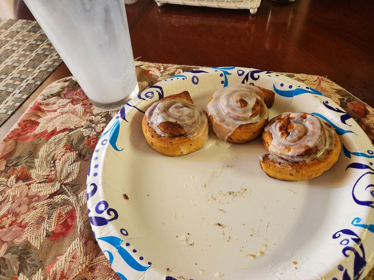 GainerTwink's tweet photo. Aftermath of a good breakfast

Wish I had more room but I'll polish off the rest soon enough~

#gainer #twink #foodie #belly #bellygainer #bellybuilder https://t.co/H7CmQ1tyX3