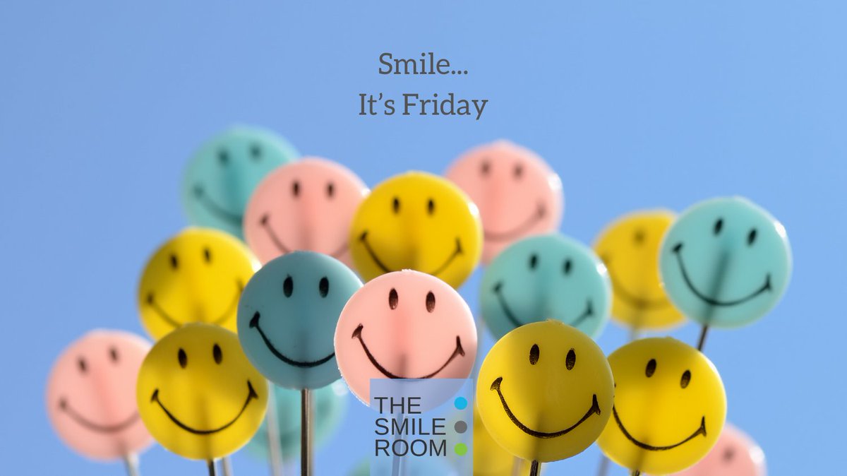 Flashing our Friday Smiles 🙂

#thesmileroom #soyoucansmile #fridayfeels #friyay #mobiledentalhygiene #mobiledentistry #teledentistry #retirementliving #ltc #mobilehealth