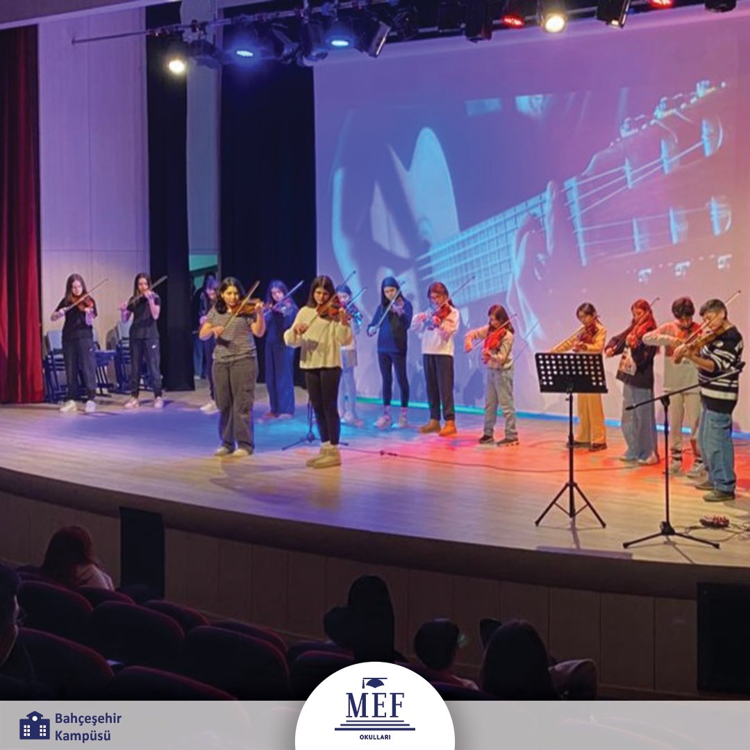 mefk12tr's tweet photo. Bahçeşehir Kampüsü Ortaokulu öğrencilerimiz, "Dönem Sonu Müzikli Dakikalar" etkinliği kapsamında bir dönem boyunca müzik branş derslerinde öğrendiklerini arkadaşlarıyla paylaştılar.

Bize müzik dolu, eğlenceli ve keyifli dakikalar yaşattılar. Tüm öğretmen ve öğrencilerimize teşekkür ediyoruz.

#MEFOkulları #MEFBahçeşehir