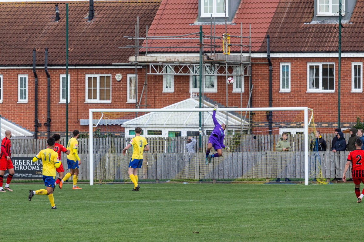 🧤 Earlier this week fan favourite shot-stopper <a href="/JohnnyYaq24/">JohnnyYaq</a> joined our friends <a href="/BillinghamTown/">Billingham Town FC</a> providing cover for suspensions until he finds a new club

🙂 We wish Yaq and Billy all the best, and anyone interested in the rest of the season should get in touch with them
