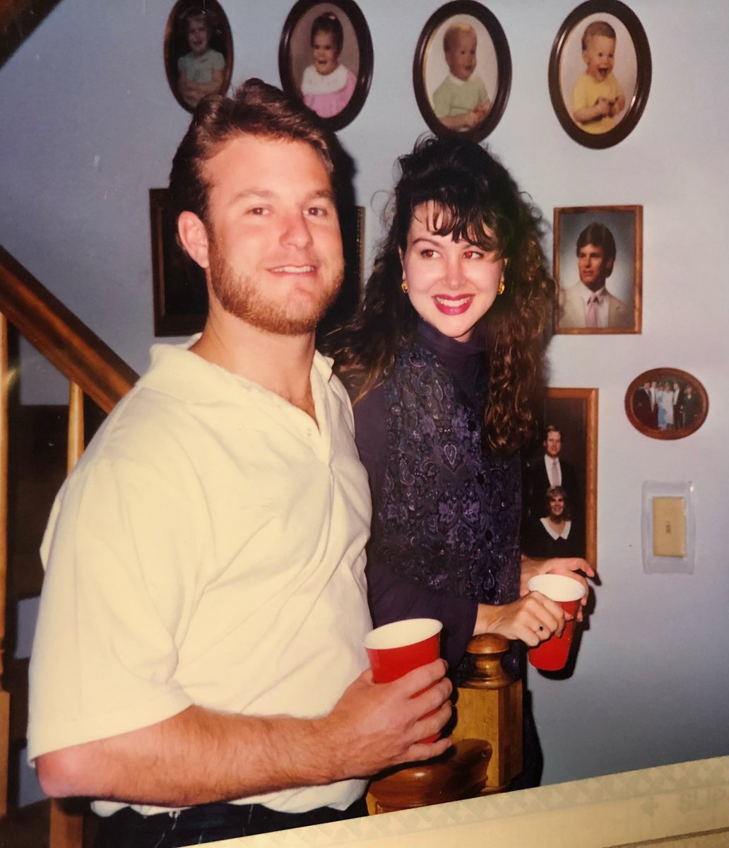 HayleyHegi's tweet photo. please look how stunning my parents were… wth https://t.co/cNS0qq6P75