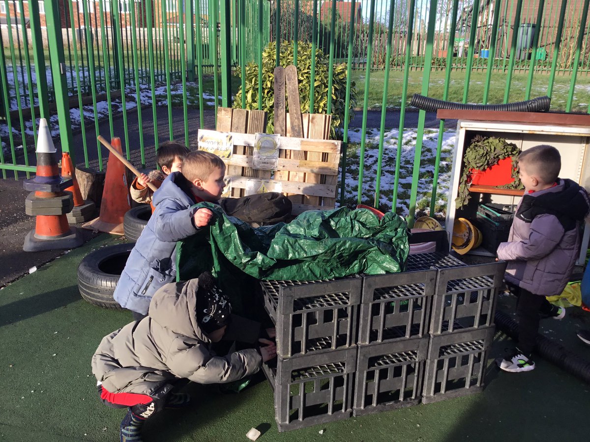 HolyFamilyReception tweet media