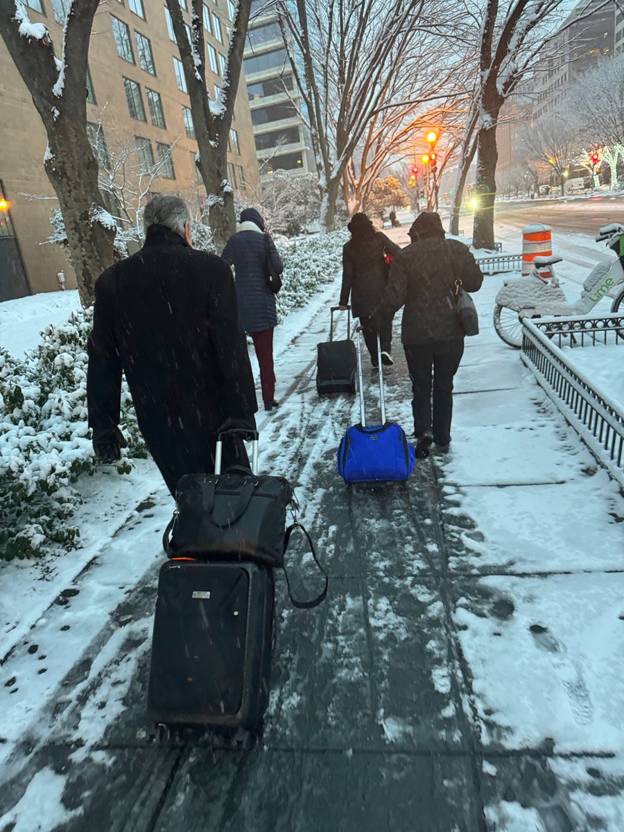 Dedicated group of AOA leaders battling weather conditions on the way to the Bureau on Federal Health Programs meeting in Washington, D.C.

@AOAforDOs_Pres @AOAforDOs 
#DOProud #OsteopathicMedicine