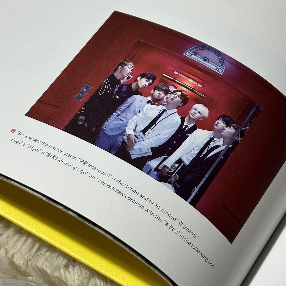 #BTS #BTS_LYRICS_BOOK

If Kpop was a language, I'd be a native speaker😎💜

BTS LYRICS INSIDE 2🛒
a.co/d/4rjzxHl