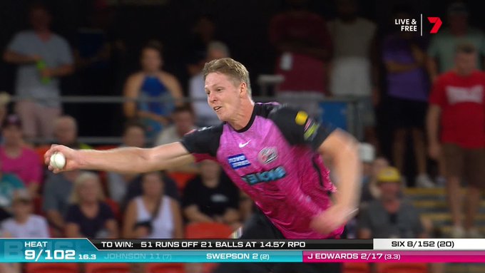  Jack Edwards with one of the great reflex catches! 📹 Credits: Twitter/7Cricket