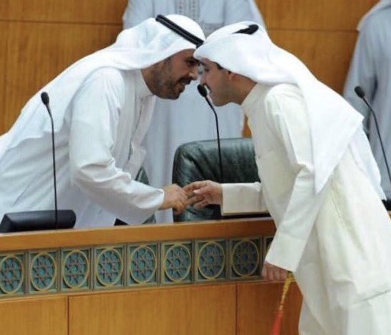 أختلفت معك كثيراً.. 
لكن ما سمعته من أعضاء لجنة حماية الأموال العامة. بياض وجه..كنت متعاوناً وشفافاً.

شكراً لما قدمته لهم من معلومات مهمة.

بوفهد شكراً لك، وسيعلم من يراقب لماذا أشكرك.. بيض الله وجهك.