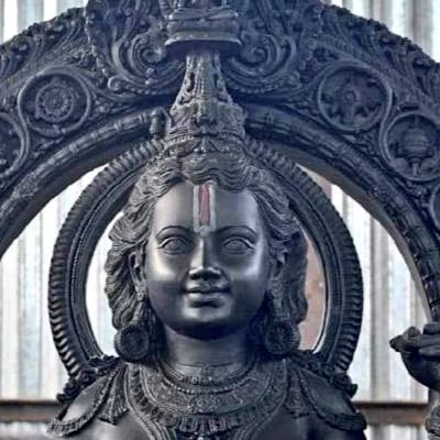 MadhukumarVP1's tweet image. Art.                                                  Artist.