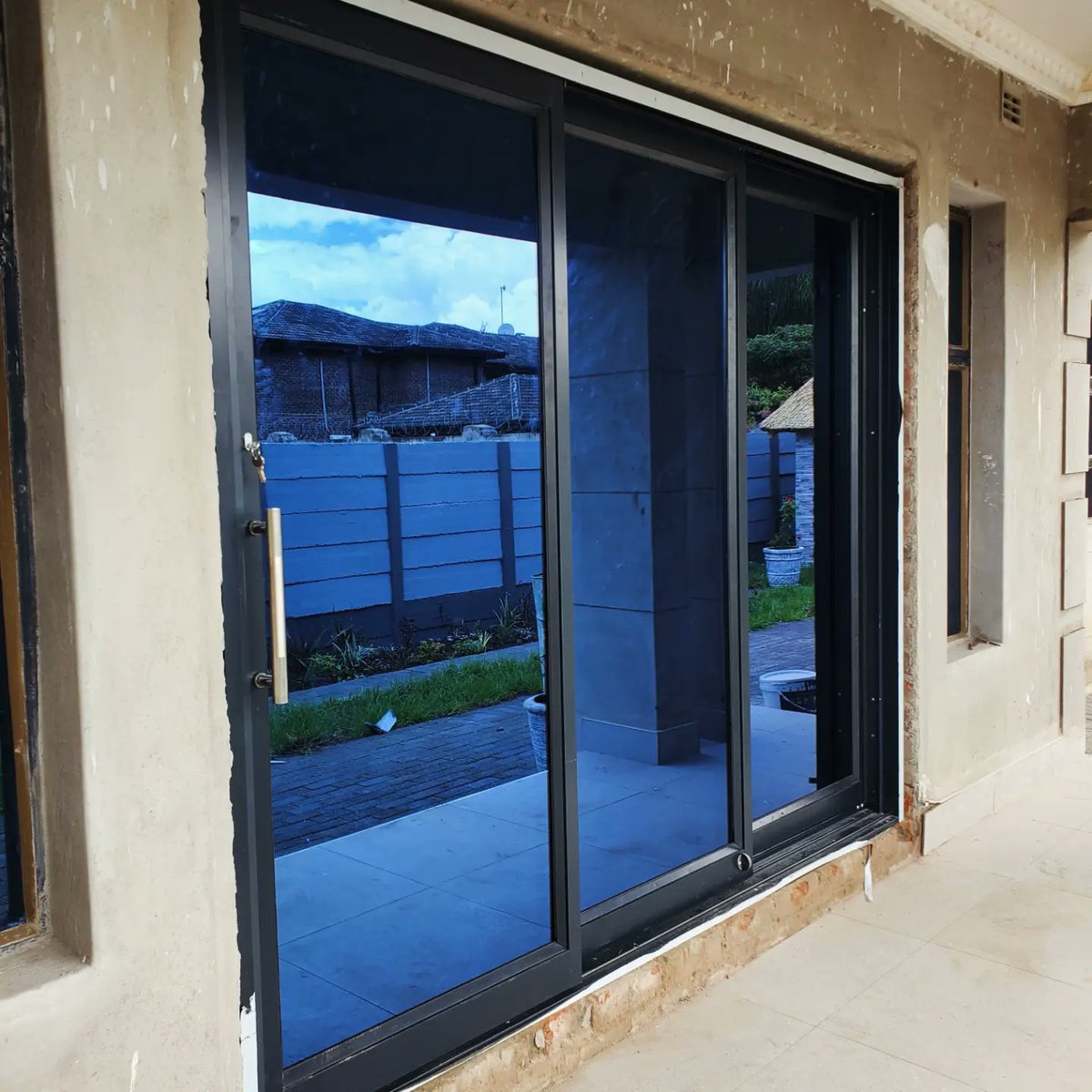 margchash's tweet photo. Galaxy Tri-Sliding Door one of the best options for maximizing opening space, it provides boldness and durability. We  are committed to working attentively and understanding what the client wants in order for us to provide a product that services the intended  purpose.@margchash https://t.co/m8kI4WxilU
