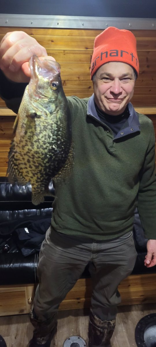 toddsetthehook1's tweet photo. My first clients of the season did a great job catching 80 crappies last night, biggest going 13". I have opening this weekend if anyone wants to get on a good bite. https://t.co/j1kqzE6gaB