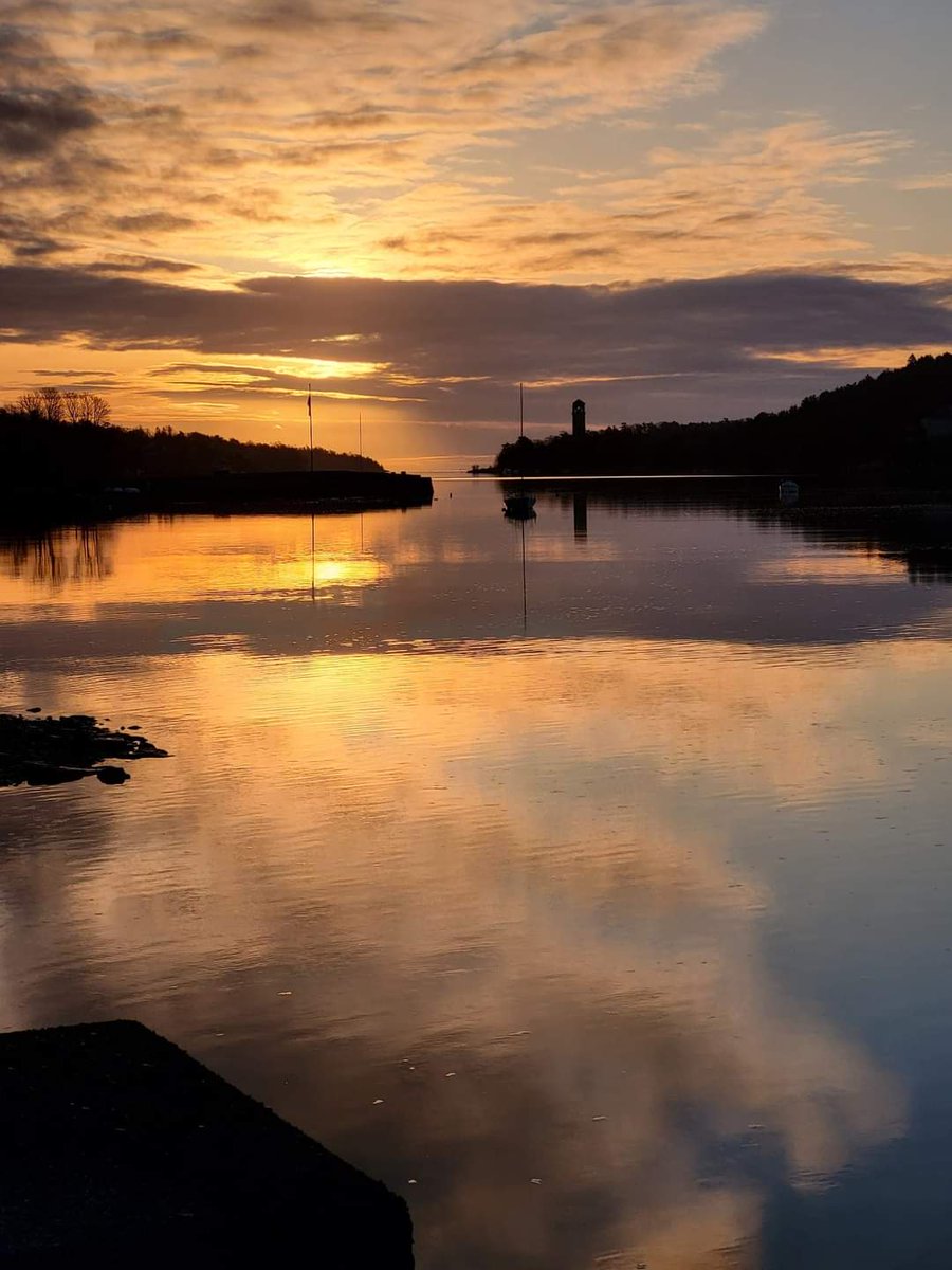 jacquie_gahagan's tweet photo. Love Nova Scotia ! β€οΈ
#NorthwestArm
#DingleTower https://t.co/gIVLOCQKyK