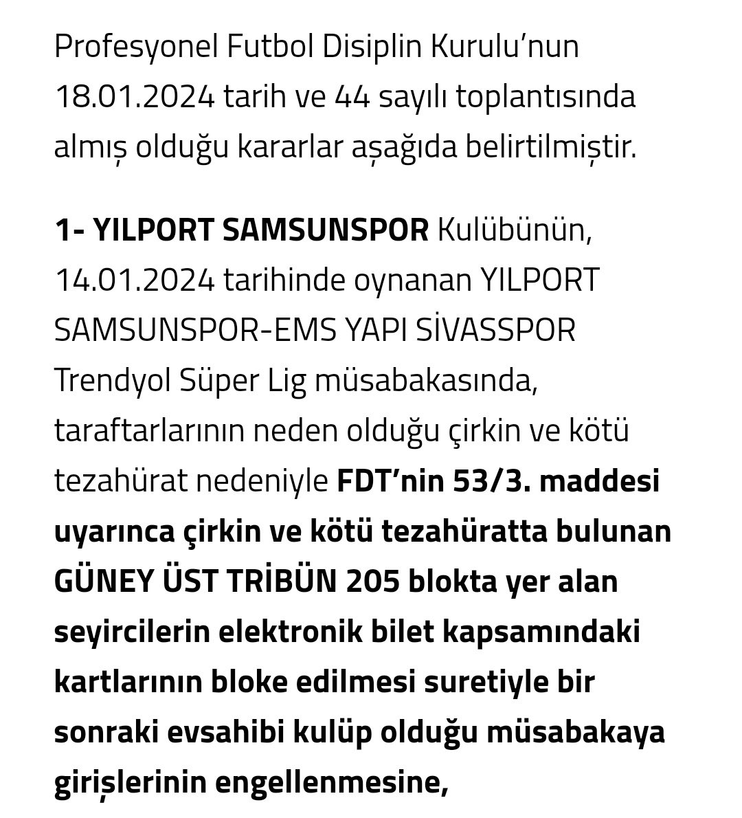 mit36919207's tweet photo. Lütfen Kulübümüzün Avukatları Bu Akılalmaz Karara İtiraz Etsin En Ufak Bir Küfür Etmediler Maç Boyunca Kamera Kayıtları İncelensin #Samsunspor @YY_Samsun @sonersoykan1 @suatcakir55 https://t.co/cc566zFv1e