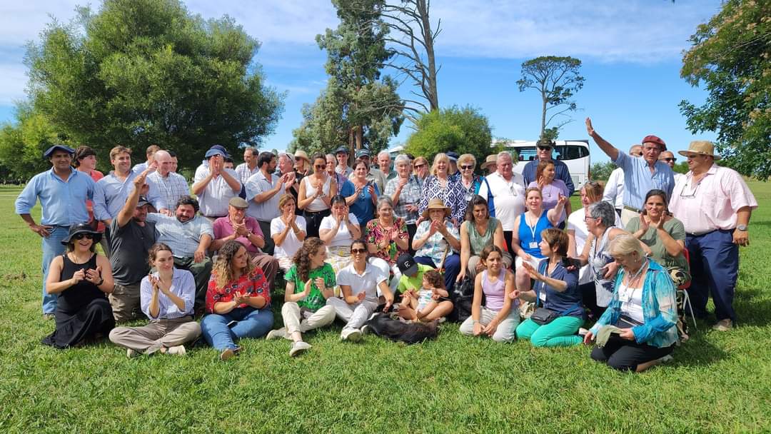 Field Farm Tours Ltd tweet media