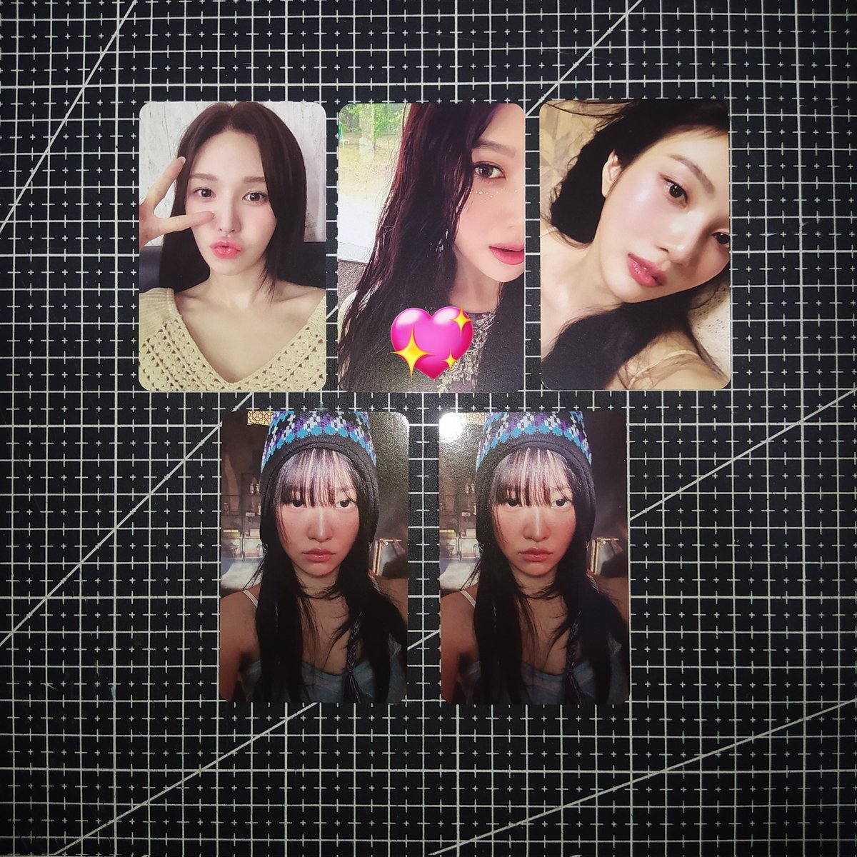 yangcart04's tweet photo. wts lfb red velvet chill kill bag ver pc ph 
— onhand
— all in mint condi
— free pf if getting 2 or more
— payo
Php 190 ea, Php 160 joy w 💖

mop: gcash / maya
loc: mm ; mod: sco, ggx, jnt, flash, sdd
# red velvet irene seulgi wendy joy yeri chill kill blanket pc ph tingi https://t.co/O4S5jRrzHs