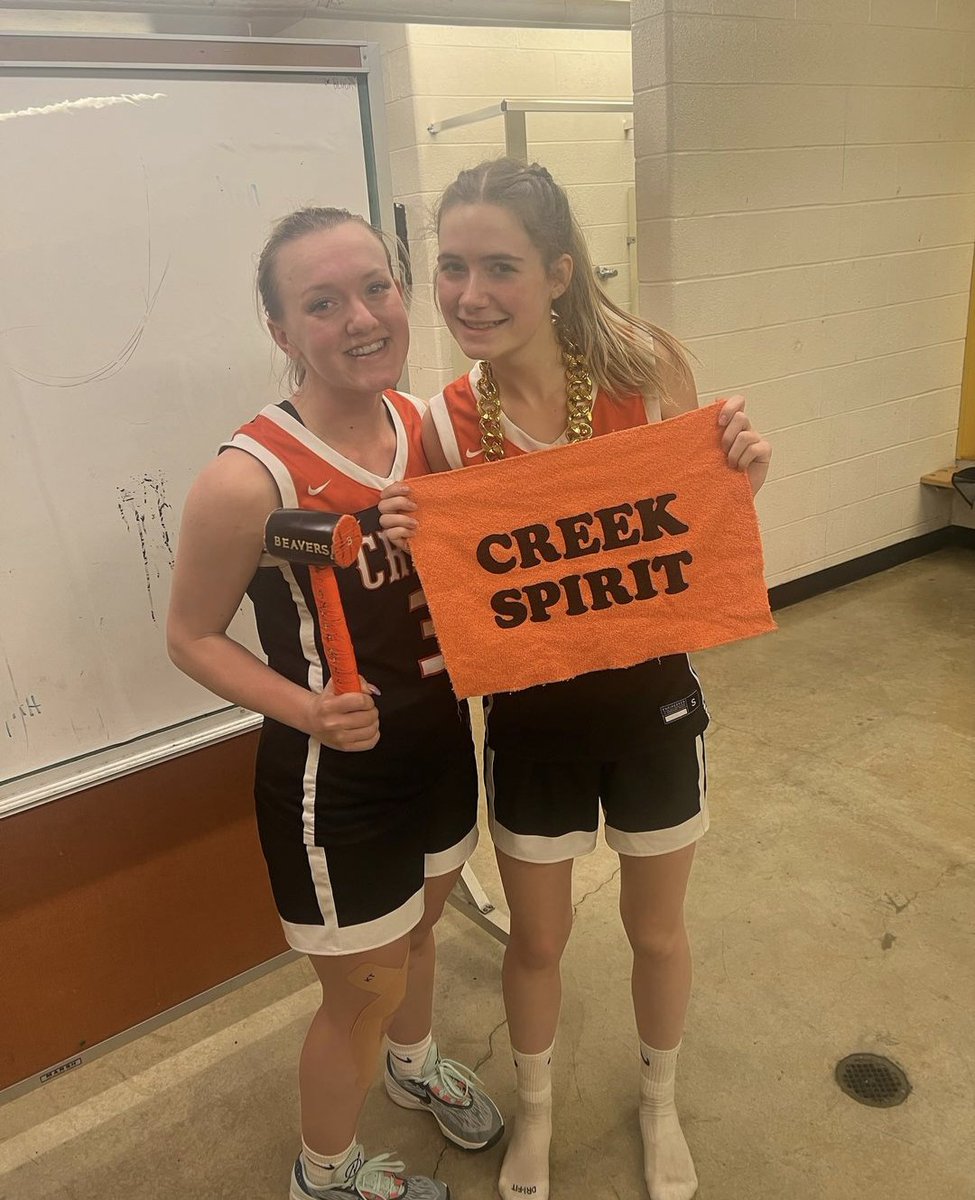 Congrats to Mia (Defensive Hammer) and Liv (Hustle Towel and Charge Chain) for their defensive efforts in the Bellbrook win! It was a great comeback victory!