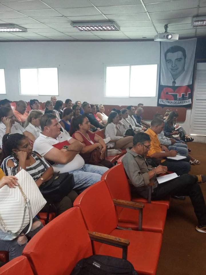 Se realiza Balance Municipal de Salud en el municipio Manicaragua .Se debatieron problemas y estrategias para continuar buscando  el compromiso de   transformar los indicadores de salud en el municipio  y la satisfacción de la población.
 #JuntarYVencer #CubaPorLaVida #Cuba