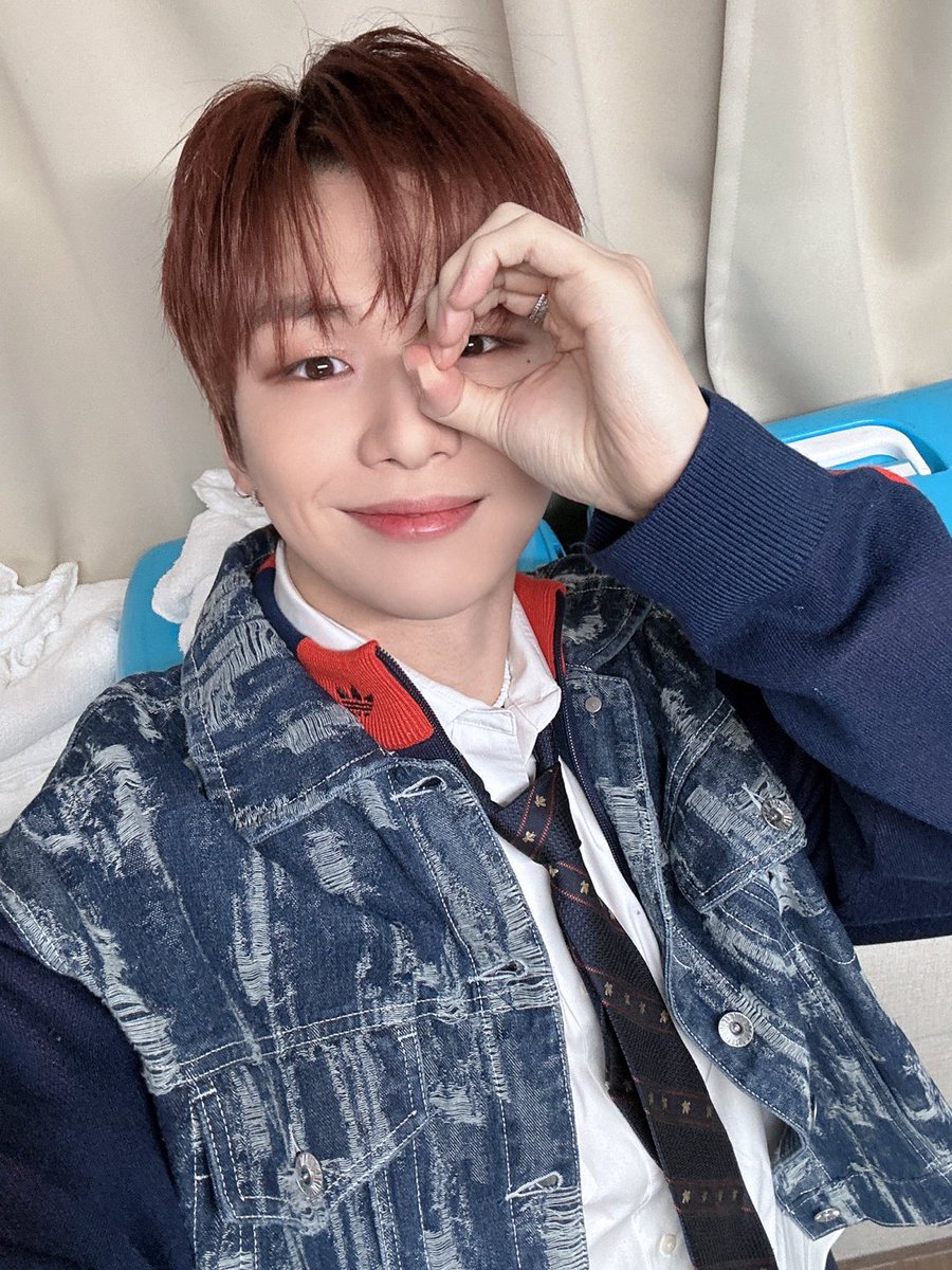 강다니엘 KANGDANIEL tweet media