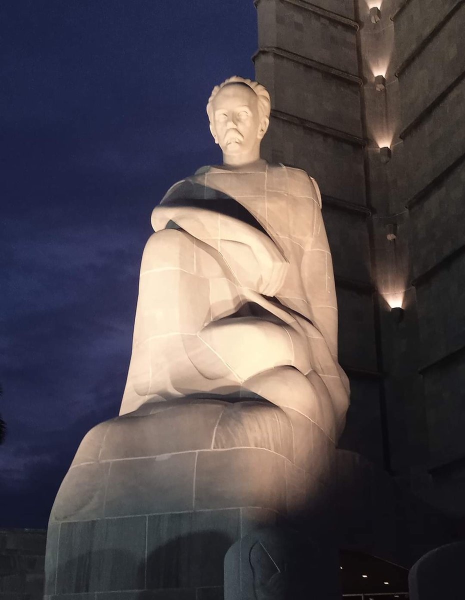 agnes_becerra's tweet photo. Buenos días #Cuba 🇨🇺 Hacia Martí vamos siempre. 
#MartíVive https://t.co/h2utXJpOih