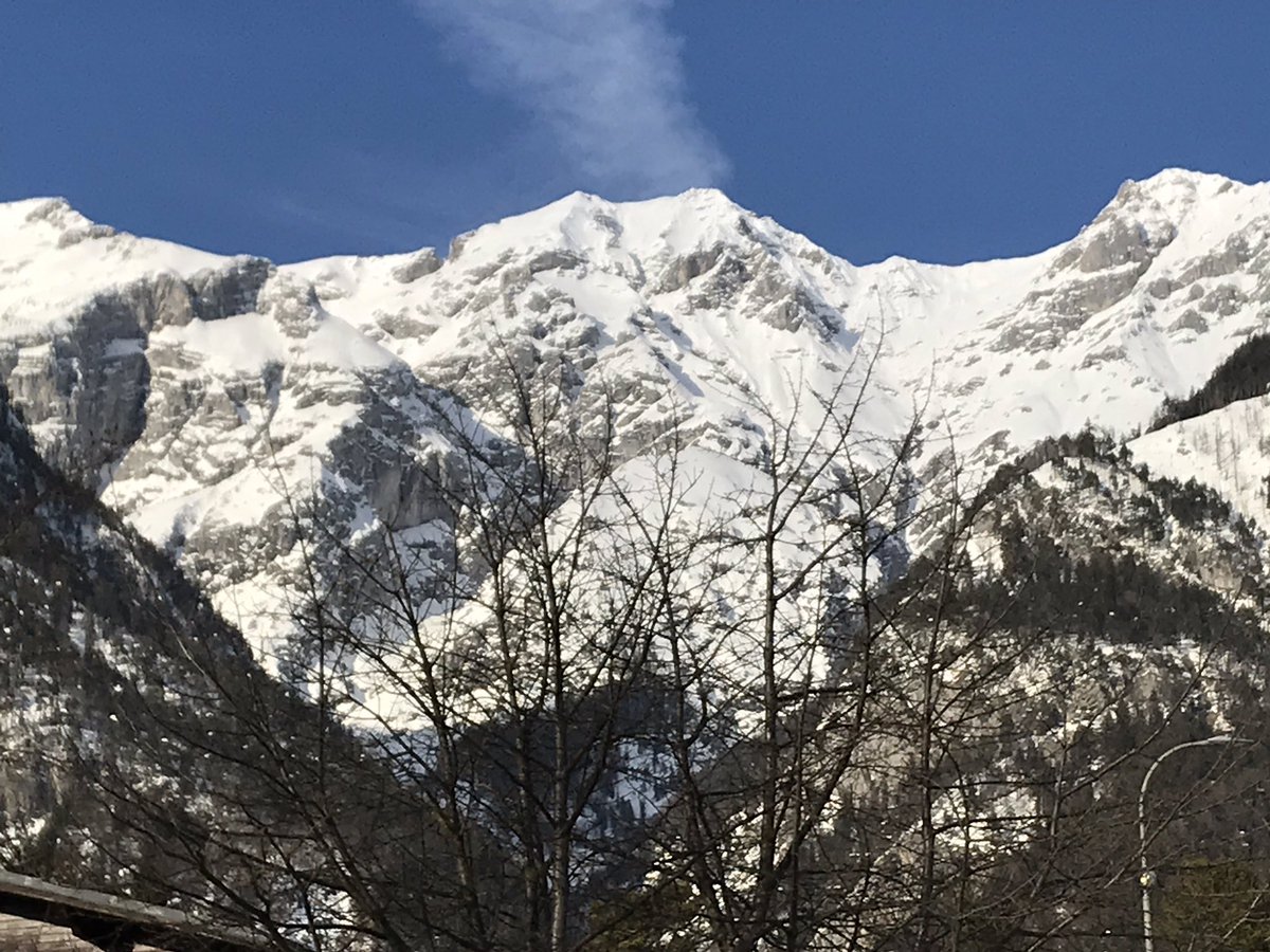 There is simply no better place to teach international law than @uniinnsbruck in winter! #happyProfessor