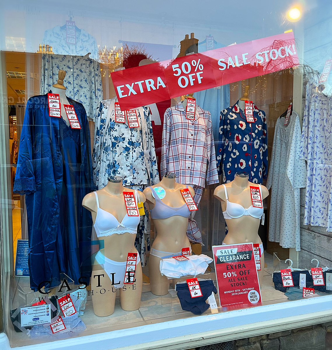 CastleWarehouse's tweet photo. We have some fantastic sale bargains this week with the EXTRA 50% OFF sale stock 🤩 https://t.co/mWP8ADVJLm