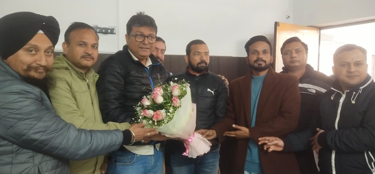 ShujaGandhi's tweet photo. Excited for an interactive session with Uttarakhand Congress social media team and volunteers! Eagerly awaiting the presence of our esteemed Congress President Mallikarjun Kharge ji. Together, let's work to put an end to the spread of misinformation. #CongressSupporters #SocialMedia #StopFakeNews