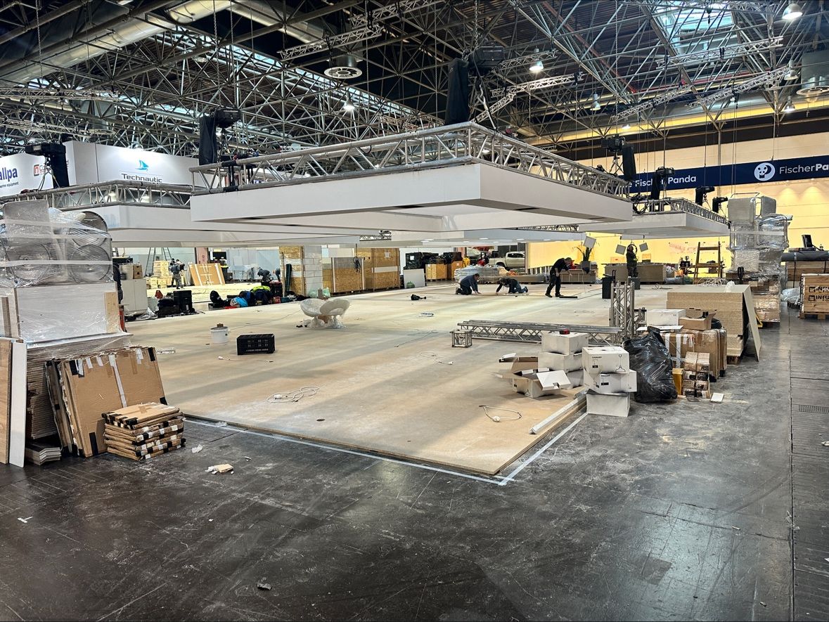 EPM Agency (@discoverepm) on Twitter photo SNEAK PEEK:
🔨 As the booth construction for our clients progresses this week at <a href="/nonstopboot/">boot Düsseldorf</a>, we're eager to unveil the final exhibition stands next week at the show opening!
👀 Stay tuned for more updates!
#EventProfs #exhibitions #TradeShow #BootDusseldorf #exhibitionstands SNEAK PEEK:
🔨 As the booth construction for our clients progresses this week at <a href="/nonstopboot/">boot Düsseldorf</a>, we're eager to unveil the final exhibition stands next week at the show opening!
👀 Stay tuned for more updates!
#EventProfs #exhibitions #TradeShow #BootDusseldorf #exhibitionstands