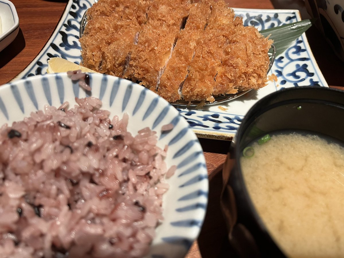 meguo28's tweet photo. かーーーつーーーヾ(*ΦωΦ)ノﾆｬｯﾎ~♪ https://t.co/jWOjWPckPv