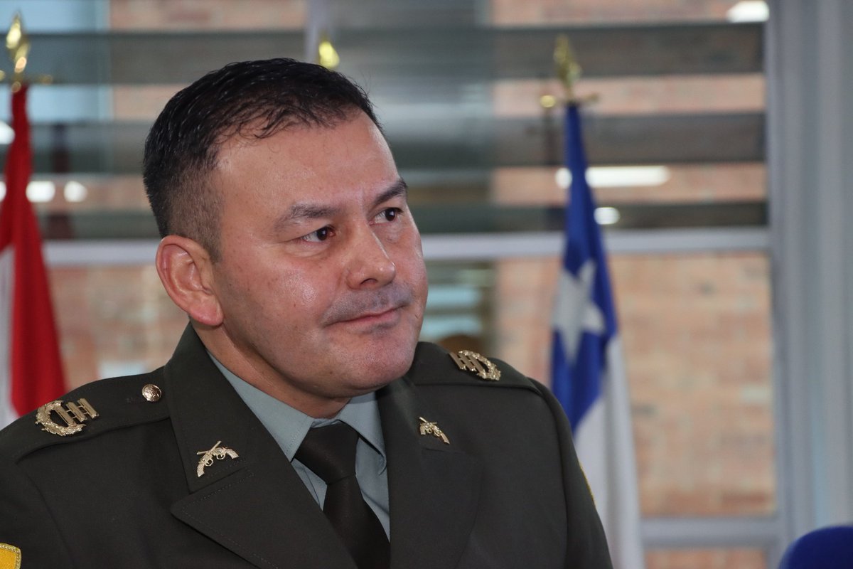 GaulaPolicia's tweet photo. #AEstaHora | En rueda de prensa damos detalles de la nueva estrategia implementada por el #GAULA de la @PoliciaColombia para combatir el secuestro y la extorsión.

#YoNoPagoYoDenuncio
#Línea165
#DiosYPatria https://t.co/DSS40E92UX