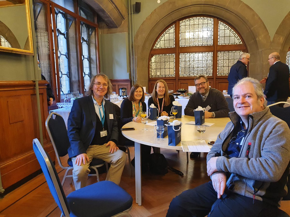 uofglibrarian's tweet photo. Celebrating @uofglibrary and Information Services colleagues fantastic long service at the University Services Long Service Awards https://t.co/Rd408ZPhND