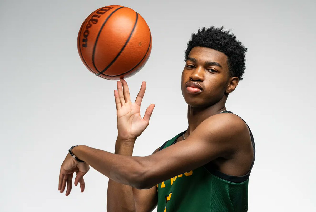 KyleNeddenriep's tweet photo. Ron Rutland III is carrying on a family tradition in basketball from his father and grandfather, a lineage that traces back to Crispus Attucks in the 1960s. https://t.co/Qx71XU0aai https://t.co/PMyXhJkvQx